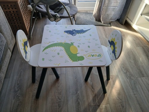 Puggly kids table and - puggly,